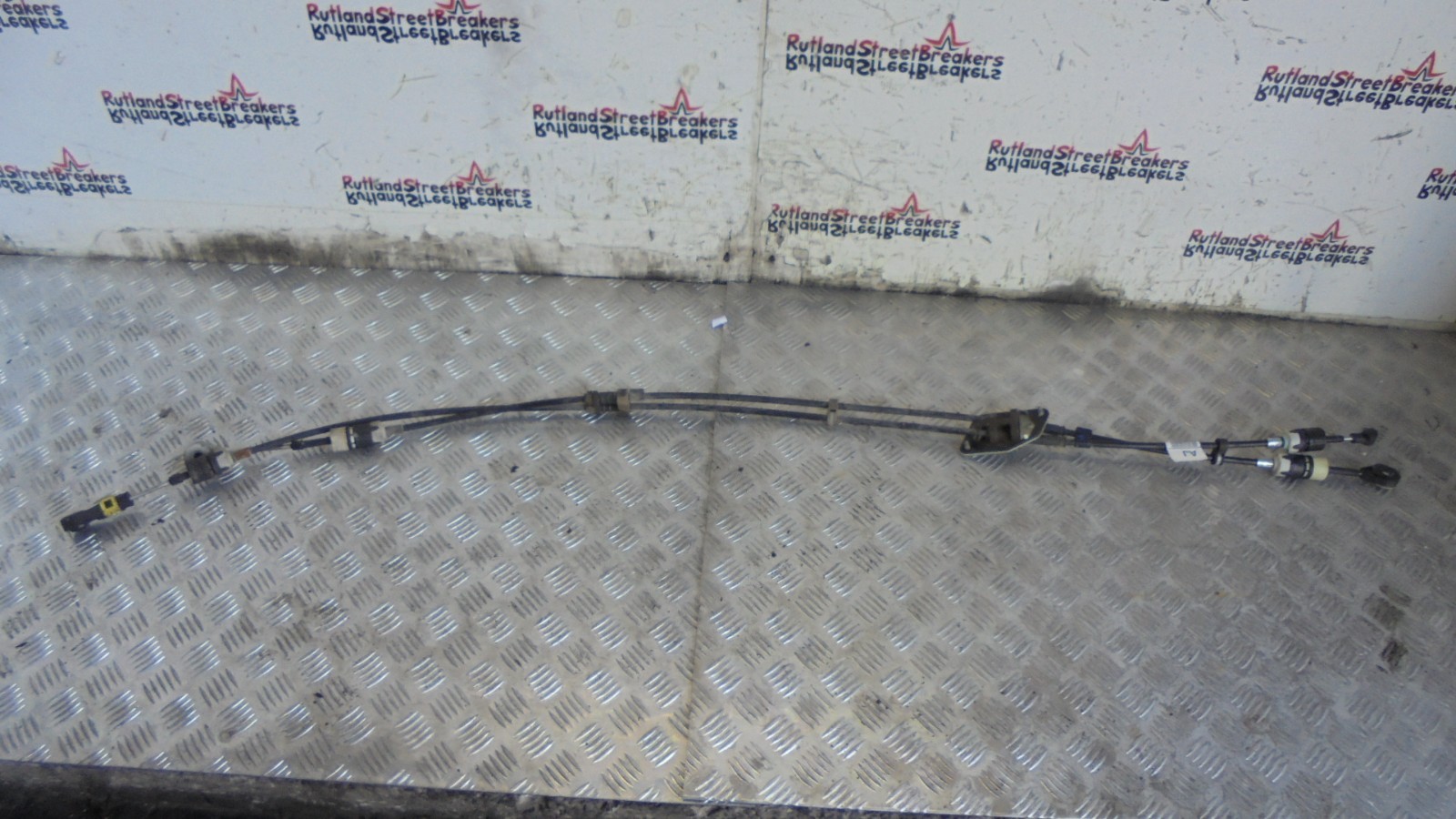 FORD-COURIER-GEAR-LINKAGE-CABLES-CV1R-7E395AJ-2016-TO-2024-136320677850 FORD COURIER GEAR LINKAGE CABLES CV1R 7E395AJ 2016 TO 2024 - Image 1