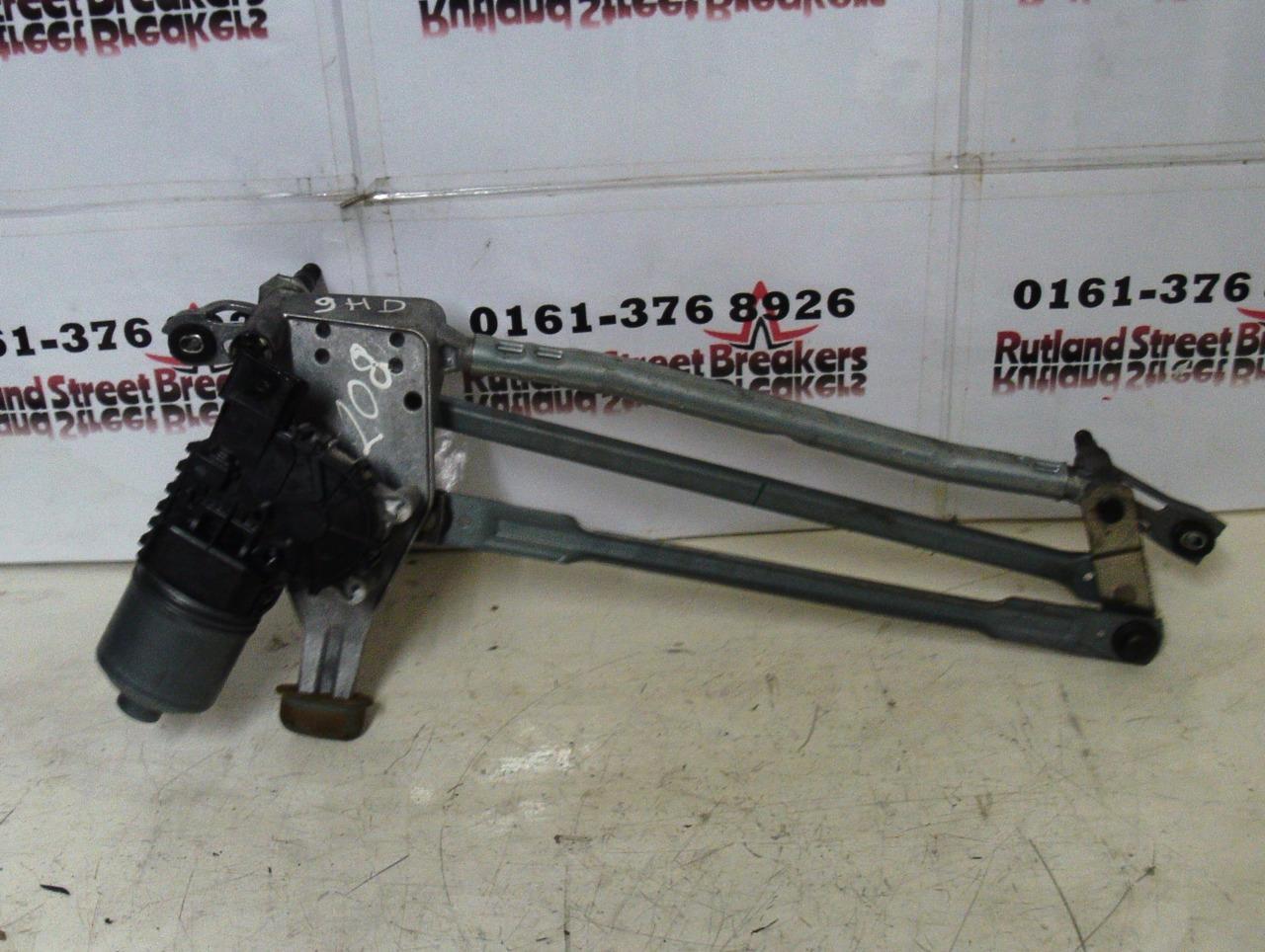 PEUGEOT-208-WIPER-MOTOR-AND-LINKAGE-2011-2012-2013-2014-2015-2016-142239590120 PEUGEOT 208 WIPER MOTOR AND LINKAGE 2011 2012 2013 2014 2015 2016 - Image 1