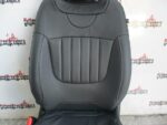 RENAULT CAPTUR PASSENGER SEAT IN BLACK CLOTH / LEATHER 2013 TO 2019 - Image 4