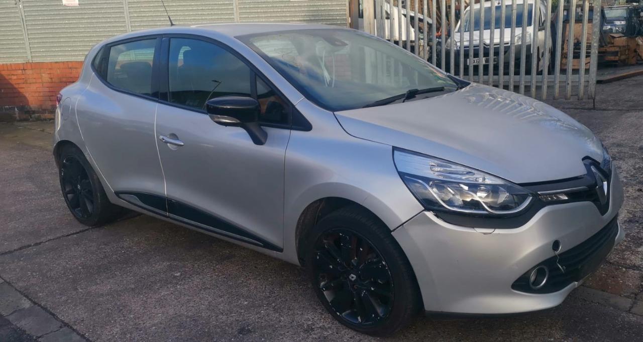 RENAULT-CLIO-MK4-WHEEL-BOLTS-SET-OF-FOUR-TED69-SILVER-USED-134869673930 RENAULT CLIO MK4 WHEEL BOLTS SET OF FOUR TED69 SILVER USED - Image 1