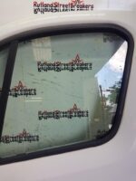RENAULT TRAFIC / VAUXHALL VIVARO PASSENGER SIDE FRONT DOOR WHITE 2014 TO 2019 - Image 4