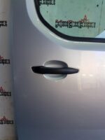DISPATCH EXPERT VIVARO PROACE DRIVER SIDE FRONT DOOR SILVER EZR 2017 TO 2024 - Image 9