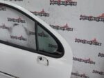 PEUGEOT 207 3 DOOR DRIVER SIDE FRONT DOOR IN BANQUISE WHITE EWP 2006 TO 2012 - Image 14