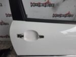 PEUGEOT 207 3 DOOR DRIVER SIDE FRONT DOOR IN BANQUISE WHITE EWP 2006 TO 2012 - Image 4