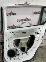 PEUGEOT 308 DRIVER SIDE REAR DOOR IN BANQUISE WHITE EWP 2014 TO 2021 - Image 12