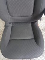 RENAULT TRAFIC / VAUXHALL VIVARO DRIVER SIDE FRONT SEAT BLACK CLOTH 2014 TO 2019 - Image 4