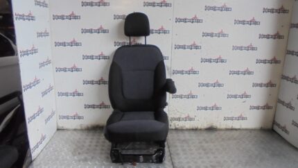 TRAFIC / VIVARO SEAT DRIVER SIDE FRONT IN CLOTH 2014 TO 2019