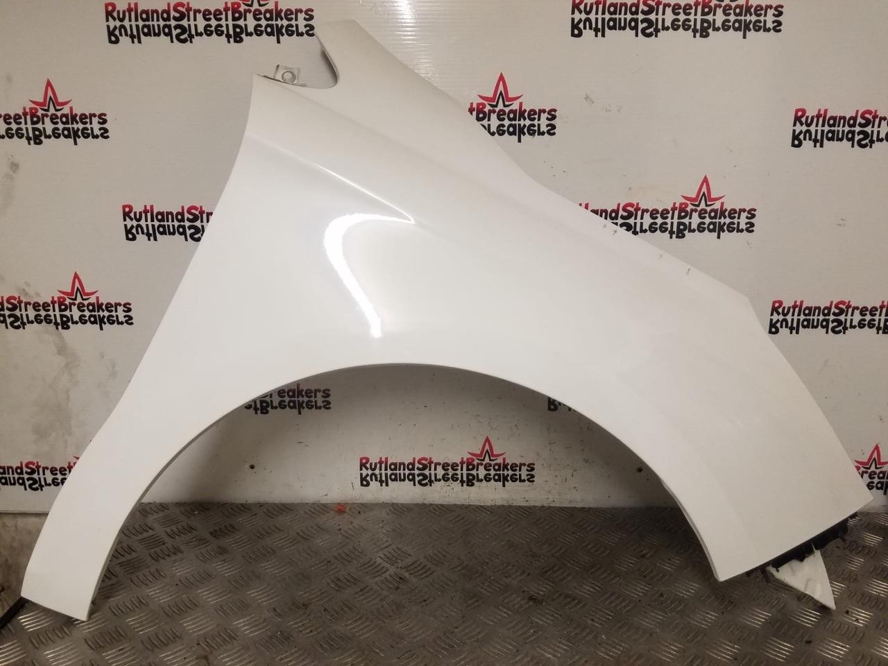 CITROEN-C4-DRIVERS-SIDE-WING-IN-BANQUISE-WHITE-EWP-2011-TO-2017-146500101032 CITROEN C4 DRIVERS SIDE WING IN BANQUISE WHITE EWP 2011 TO 2017 - Image 1