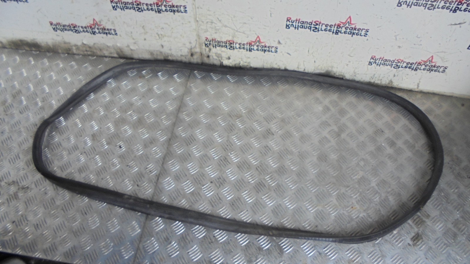 FORD-COURIER-RUBBER-DOOR-SEAL-PASSENGER-SIDE-LOADING-ON-BODY-2016-TO-2024-146779467552 FORD COURIER RUBBER DOOR SEAL PASSENGER SIDE LOADING ON BODY 2016 TO 2024 - Image 1