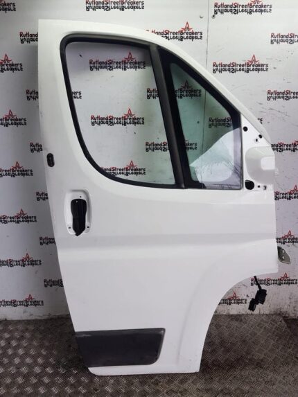 RELAY - BOXER - DUCATO DRIVER SIDE FRONT DOOR IN EWP BANQUISE WHITE 2014 TO 2020