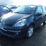 RENAULT CLIO MK3 3 DOOR BLACK NV676 BREAKING SET OF FOUR WHEEL BOLTS