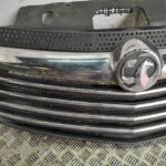 RENAULT TRAFIC / VAUXHALL VIVARO FRONT RADIATOR GRILLE BLACK/SILVER 2014 to 2019 - Image 5