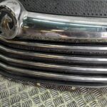 RENAULT TRAFIC / VAUXHALL VIVARO FRONT RADIATOR GRILLE BLACK/SILVER 2014 to 2019 - Image 6