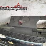 RENAULT TRAFIC / VAUXHALL VIVARO FRONT RADIATOR GRILLE BLACK/SILVER 2014 to 2019 - Image 9