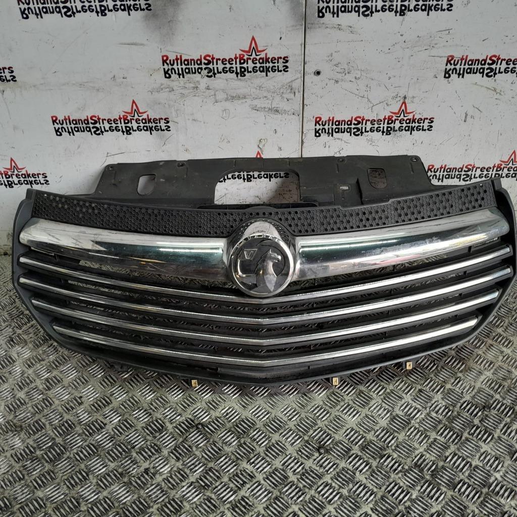 RENAULT-TRAFIC-VAUXHALL-VIVARO-FRONT-RADIATOR-GRILLE-BLACKSILVER-2014-to-2019-145501267522 RENAULT TRAFIC / VAUXHALL VIVARO FRONT RADIATOR GRILLE BLACK/SILVER 2014 to 2019 - Image 1
