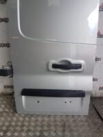 RENAULT TRAFIC / VAUXHALL VIVARO PASSENGER SIDE REAR DOOR SILVER 2014 TO 2019 - Image 3