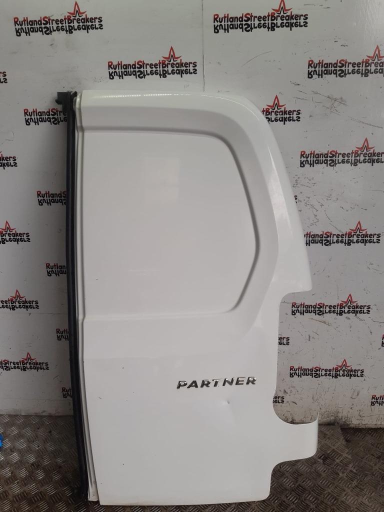BERLINGO-PARTNER-DRIVER-SIDE-REAR-DOOR-IN-BANQUISE-WHITE-EWP-2009-TO-2018-145293984033 BERLINGO /PARTNER DRIVER SIDE REAR DOOR IN BANQUISE WHITE EWP 2009 TO 2018 . - Image 1