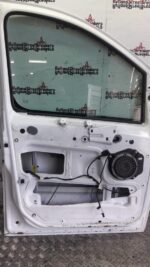 DISPATCH / EXPERT / SCUDO PASSENGER SIDE DOOR IN BANQUISE WHITE EWP 2007 TO 2016 - Image 11