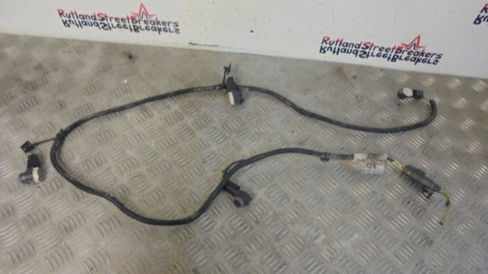 FORD-COURIER-PARKING-SENSOR-LOOM-SENSORS-ET76-15K868-2016-TO-2024-136334256753 FORD COURIER PARKING SENSOR LOOM SENSORS ET76 15K868 2016 TO 2024 - Image 1