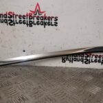 PEUGEOT 208 3 DOOR DRIVER SIDE REAR WINDOW TRIM IN BLACK / CHROME 2012 TO 2019 - Image 5