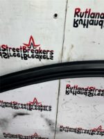 PEUGEOT 208 3 DOOR PASSENGER SIDE FRONT DOOR IN PEARL BLACK KTV 2012 TO 2018 - Image 3