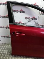 PEUGEOT 308 DRIVER SIDE FRONT DOOR IN ULTIMATE RED LQV 2014 TO 2021 - Image 5