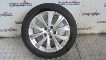 PEUGEOT 308 SINGLE ALLOY WHEEL SILVER TYRE SIZE 205 / 55 / R16