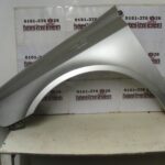 RENAULT LAGUNA NEARSIDE PASSENGER SIDE WING SILVER TED69 2005 / 55 2006 2007