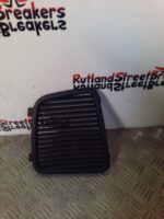 Mini Countryman R60 10-16 Offsider Drivers Right Rear Boot Trunk Vent 9804910