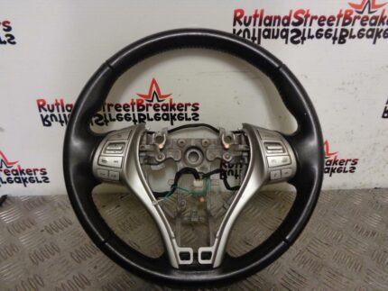 NISSAN QASHQAI STEERING WHEEL WITH CONTROLS AND WIRING 2013 TO 2017