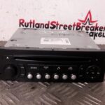 PEUGEOT 3008 / 5008 STEREO HEAD UNIT RADIO CD PLAYER 98041625XT