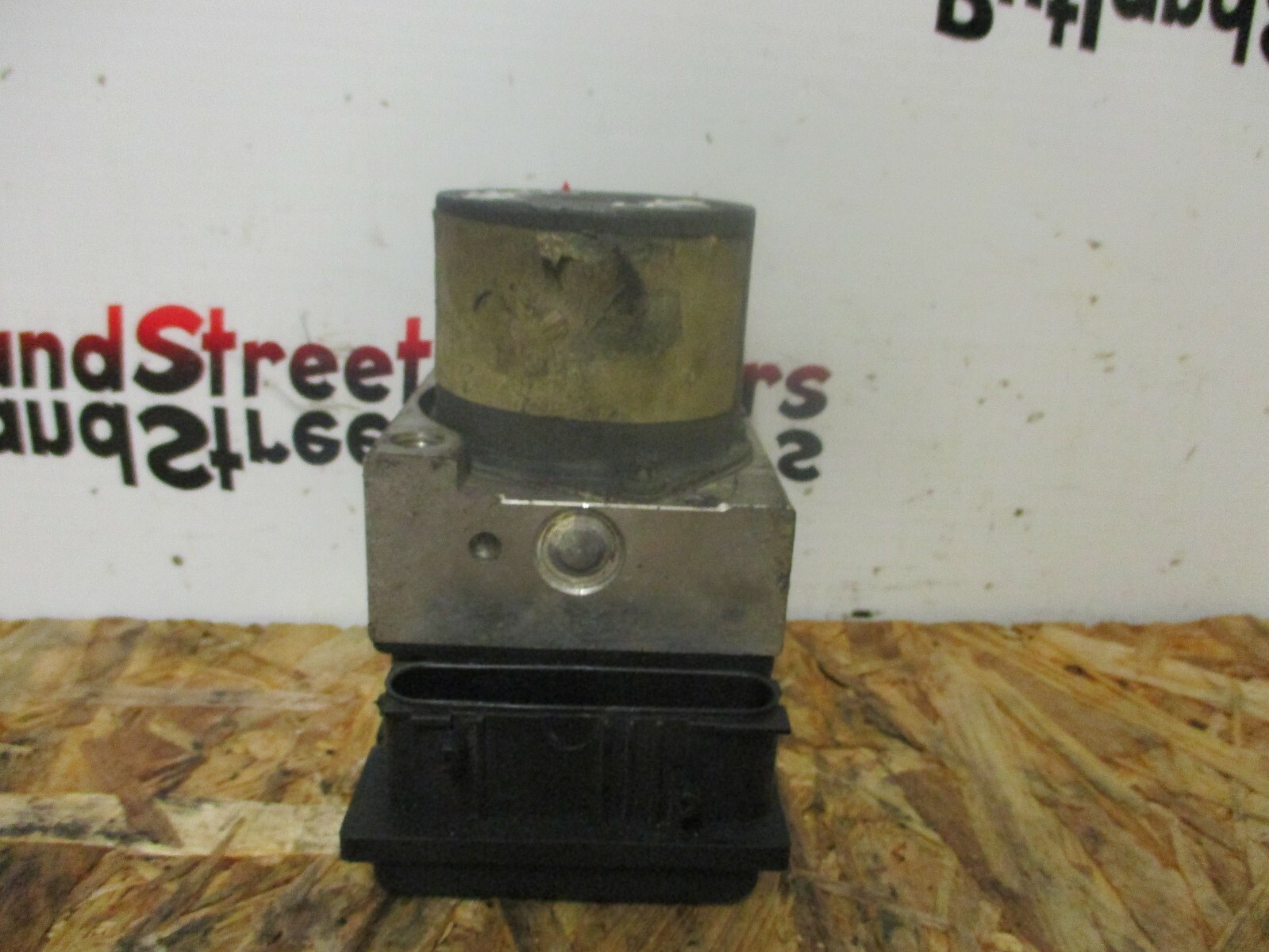 RENAULT-MEGANE-CC-F9Q-ABS-PUMP-ECU-MODULE-0265231300-8200038695-133111207124 RENAULT MEGANE CC F9Q ABS PUMP & ECU MODULE 0265231300 8200038695 - Image 1