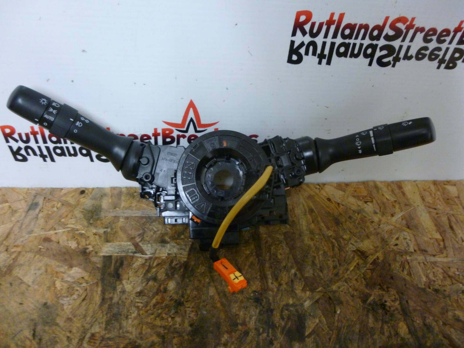 TOYOTA-HILUX-COMMS-UNIT-INDICATOR-WIPER-STALK-CLOCK-SPRING-SQUIB-133085986754 TOYOTA HILUX COMMS UNIT INDICATOR WIPER STALK CLOCK SPRING SQUIB - Image 1