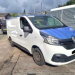 TRAFIC / VIVARO R9M IN WHITE OV369 BREAKING SET OF WHEEL BOLTS 2014 TO 2019