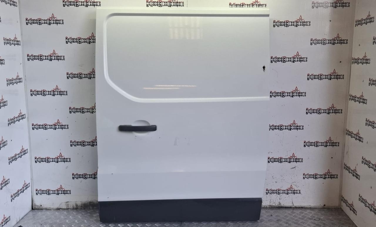 VAUXHALL-VIVARO-RENAULT-TRAFIC-PASSENGER-LOADING-DOOR-IN-WHITE-2014-TO-2019-146800505014 VAUXHALL VIVARO / RENAULT TRAFIC PASSENGER LOADING DOOR IN WHITE 2014 TO 2019 - Image 1