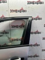 PEUGEOT 208 PASSENGER SIDE FRONT DOOR IN SILVER EZR 2012 TO 2018 - Image 3