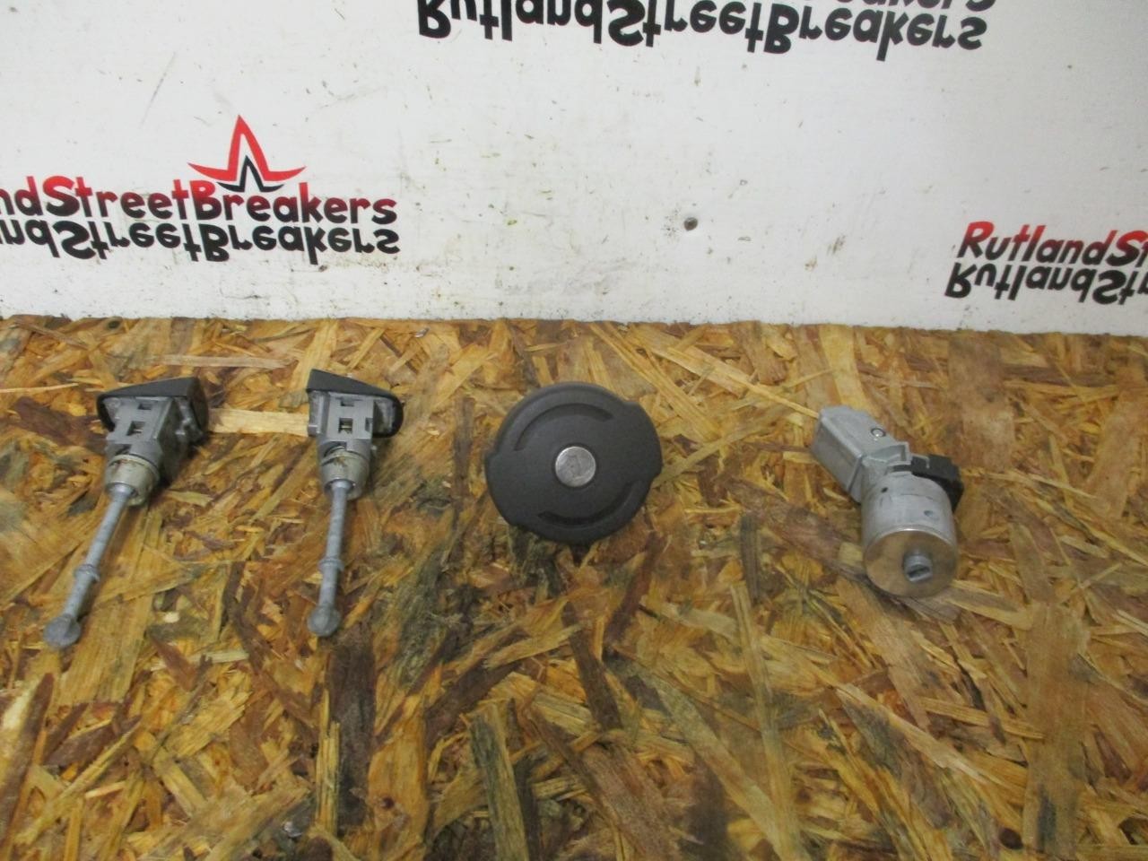 PEUGEOT-5008-LOCK-SET-DOOR-LOCKS-FUEL-CAP-IGNITION-BARREL-KEY-2010-TO-2016-135678117705 PEUGEOT 5008 LOCK SET DOOR LOCKS FUEL CAP IGNITION BARREL KEY 2010 TO 2016 - Image 1