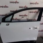 RENAULT CLIO MK4 PASSENGER SIDE FRONT DOOR IN WHITE OV369 2013 TO 2019