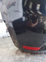 RENAULT CLIO MK4 REAR BUMPER WITH PARKING SENSORS BLACK TEGNE 2013 TO 2016 - Image 8