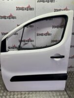 CITROEN BERLINGO / PEUGEOT PARTNER PASSENGER FRONT DOOR WHITE EWP 2009 TO 2018 - Image 12