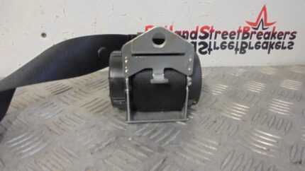 MINI COUNTRYMAN DRIVER SIDE REAR SEATBELT 620202100A 2010 TO 2016
