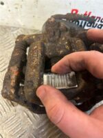 PEUGEOT 308 DRIVER SIDE REAR BRAKE CALIPER 1680999280 9800229080 2014 TO 2021 - Image 7