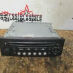 PEUGEOT / CITROEN  / STEREO HEAD UNIT 96750215XT
