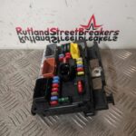 PEUGEOT / CITROEN UNDER BONNET FUSE BOX / BSM MODULE 9667199580 - Image 3