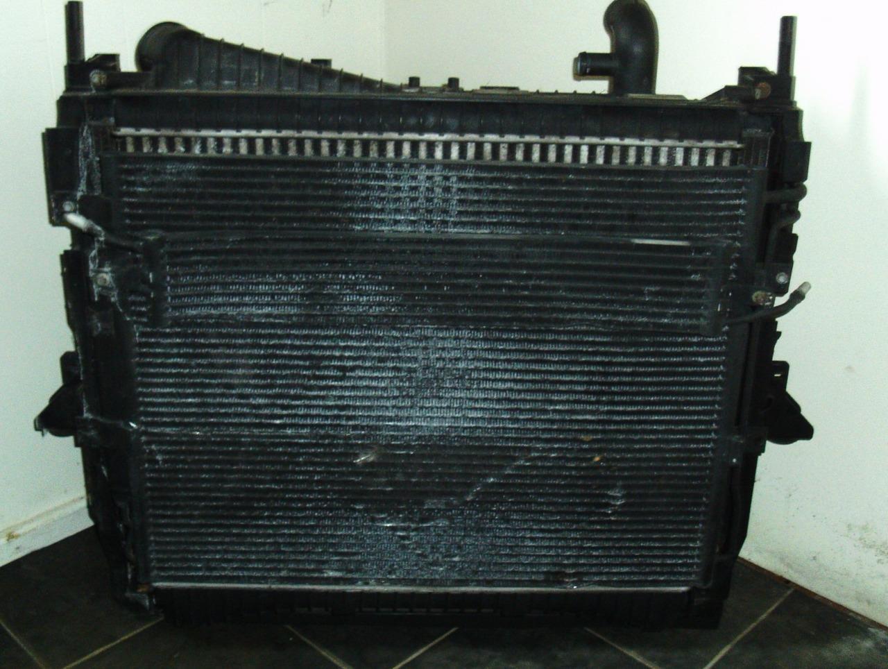 RANGE-ROVER-SPORT-TDV6-30-COMPLETE-RADIATOR-PACK-2009-2012-142141282526 RANGE ROVER SPORT TDV6 3.0 COMPLETE RADIATOR PACK 2009 - 2012 - Image 1