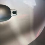 RENAULT TRAFIC / VAUXHALL VIVARO DRIVER SIDE FRONT DOOR IN SILVER 2014 TO 2019 - Image 11