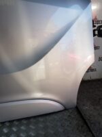 RENAULT TRAFIC / VAUXHALL VIVARO DRIVER SIDE FRONT DOOR IN SILVER 2014 TO 2019 - Image 10