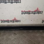 RENAULT TRAFIC / VAUXHALL VIVARO PASSENGER SIDE LOADING DOOR RUNNER 2014 TO 2019 - Image 4