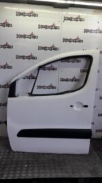 CITROEN BERLINGO / PEUGEOT PARTNER PASSENGER FRONT DOOR WHITE EWP 2009 TO 2018