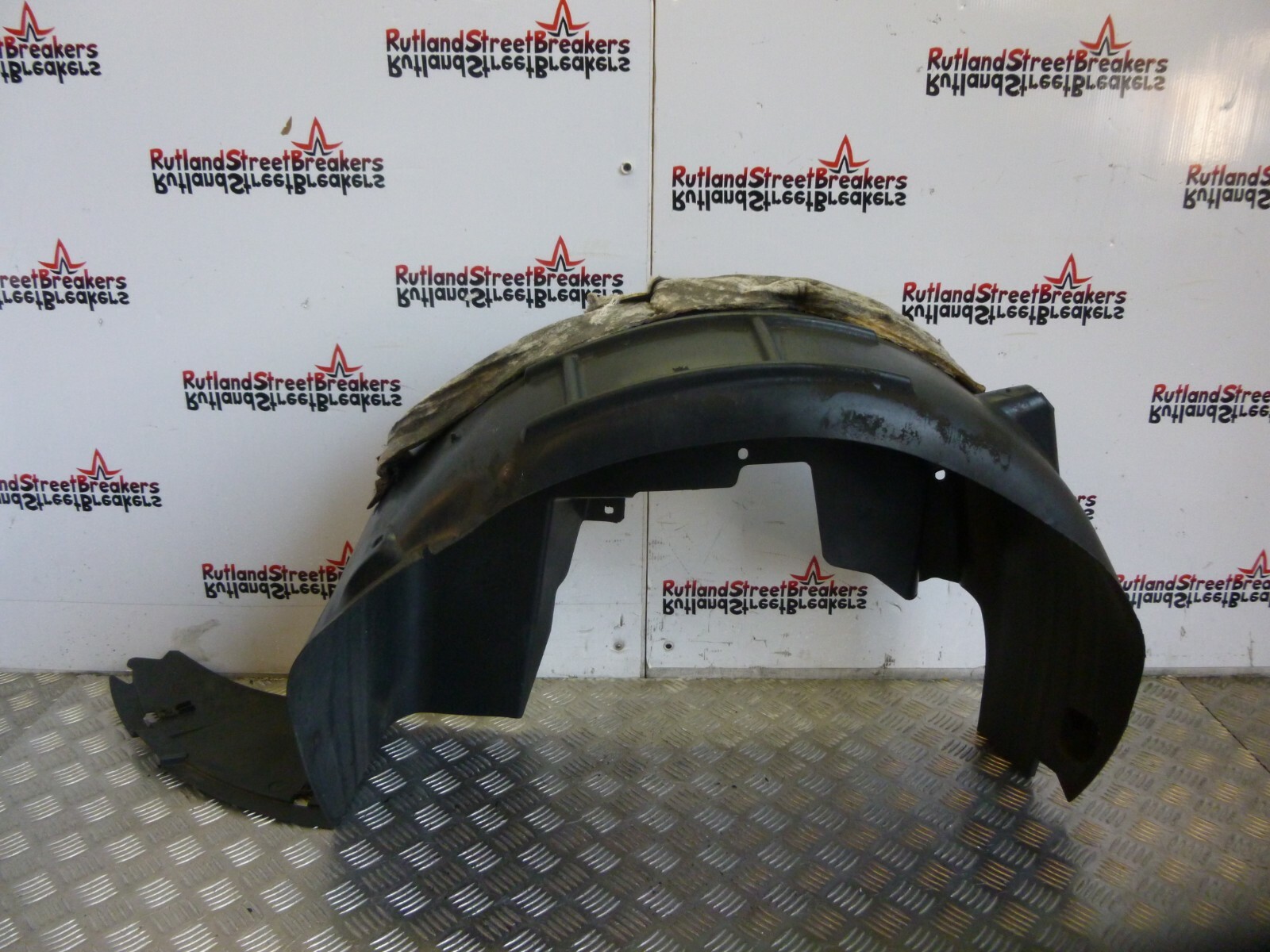 CITROEN-C4-GRAND-PICASSO-DRIVER-SIDE-REAR-WHEEL-ARCH-SPLASH-GUARD-2014-TO-2019-133154591027 CITROEN C4 GRAND PICASSO DRIVER SIDE REAR WHEEL ARCH SPLASH GUARD 2014 TO 2019 - Image 1